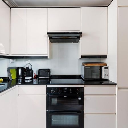 Ferienwohnung Weybridge - 2 Bed - Parking Exterior foto