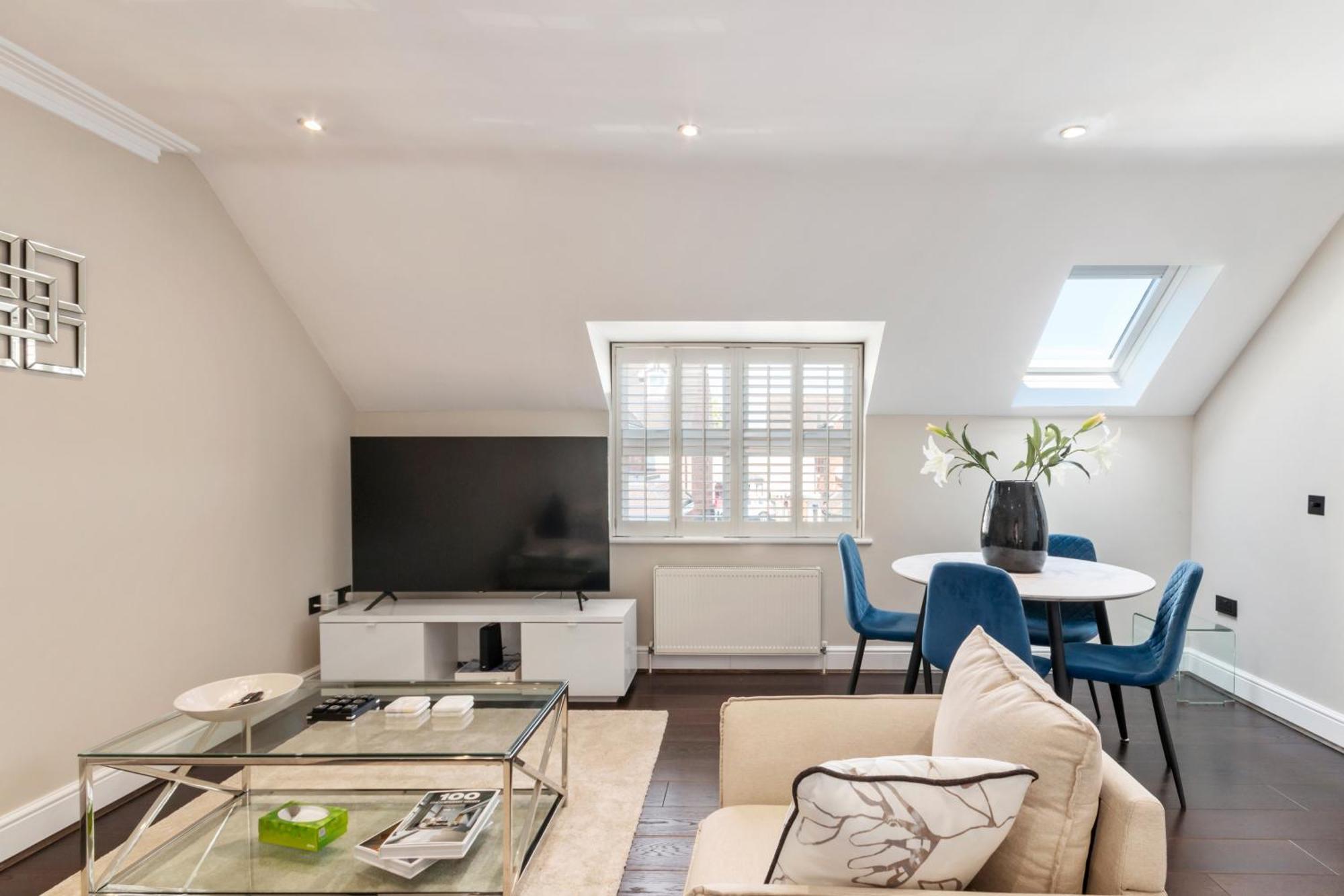 Ferienwohnung Weybridge - 2 Bed - Parking Exterior foto