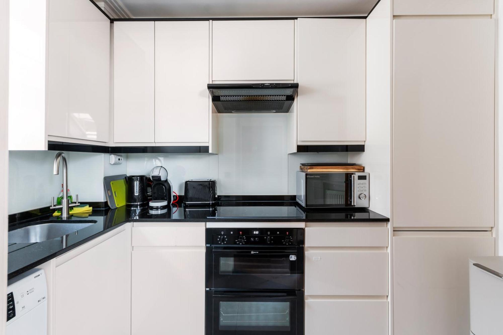 Ferienwohnung Weybridge - 2 Bed - Parking Exterior foto